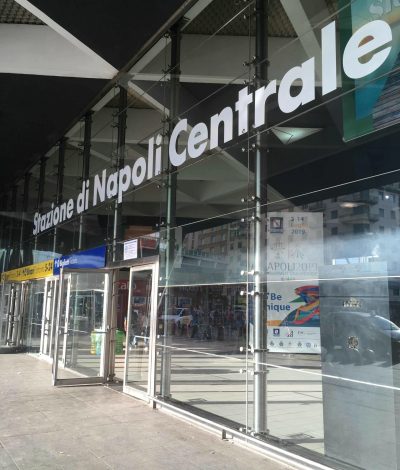 stazione centrale di Napoli